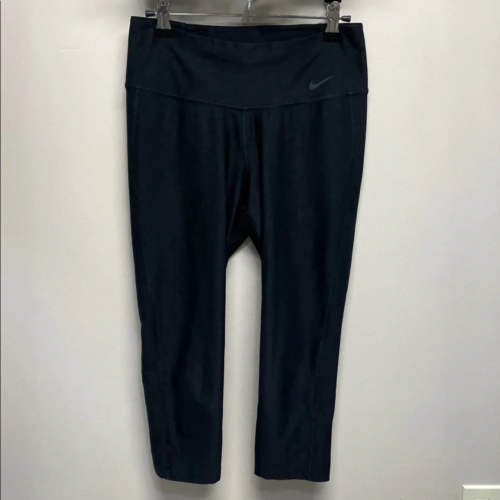 Nike Dri Fit Training Capri Leggings Black S